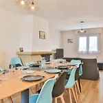Grande Maison Avec Jardin Parking Proche De La بيت للعطل *