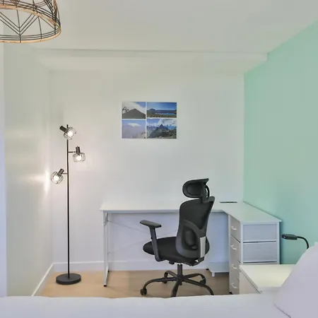 Grande Maison Avec Jardin Parking Proche De La 펜션 *