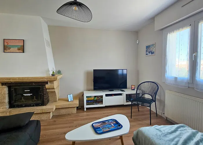 Grande Maison Avec Jardin Parking Proche De La Nyaraló